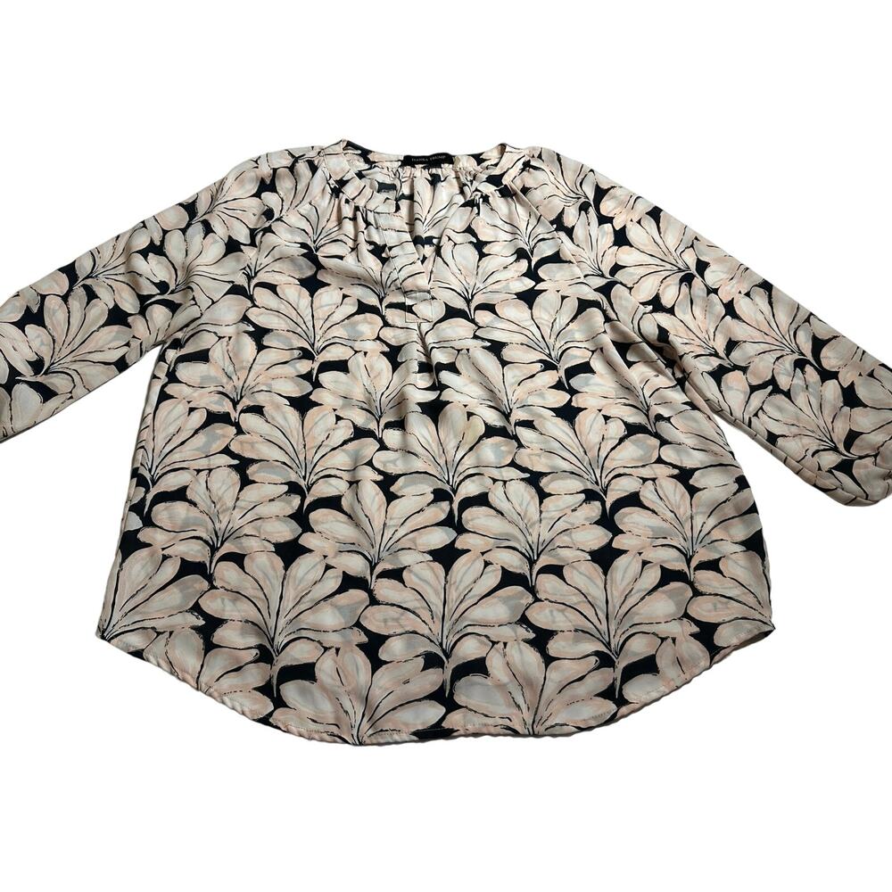 Ivanka Trump women L white black pink long sleeve floral flower blouse top shirt